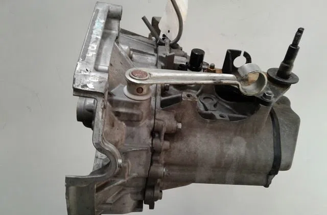 Boîte de vitesses manuelle Peugeot 206+ (2L_, 2M_) 1.4 i (2010-2013) occasion
