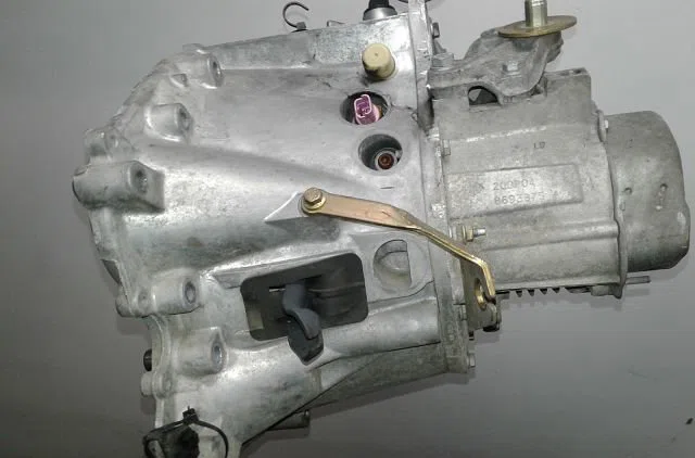 Boîte de vitesses manuelle Peugeot 206 3/5 portes (2A/C) 2.0 hdi 90 (1999-2009) 5 portes occasion