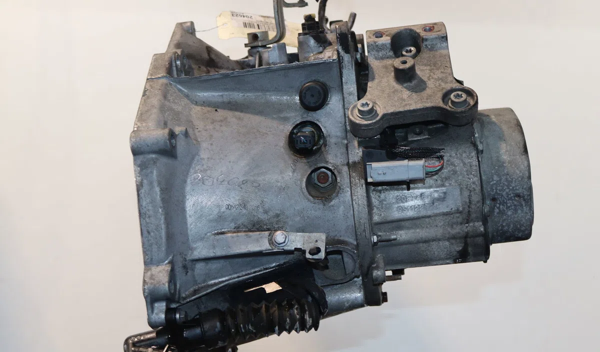 Boîte de vitesses manuelle Peugeot 208 I (CA_, CC_) 1.6 bluehdi 100 (2015) 5 portes occasion