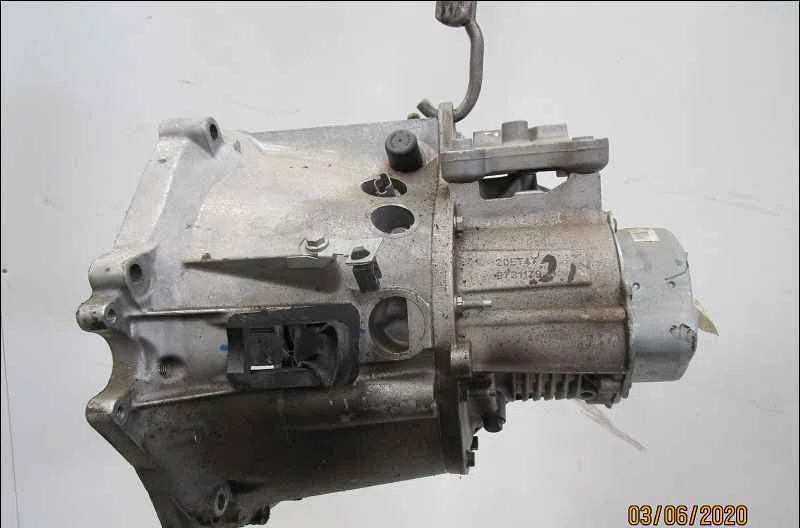 Boîte de vitesses manuelle PEUGEOT 208 I occasion — photo 2
