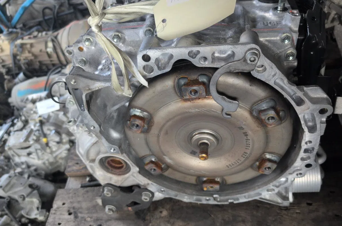 Boîte de vitesses manuelle Peugeot 208 II (UB_, UP_, UW_, UJ_) 1.2 puretech 100 (2019) 5 portes occasion