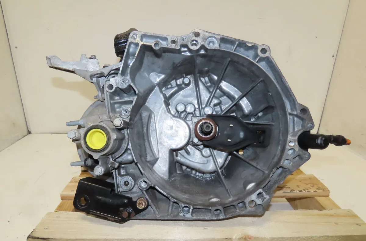 Boîte de vitesses manuelle Peugeot 308 II (LB_, LP_, LW_, LH_, L3_) 1.5 bluehdi 100 (2018-2021) 5 portes occasion