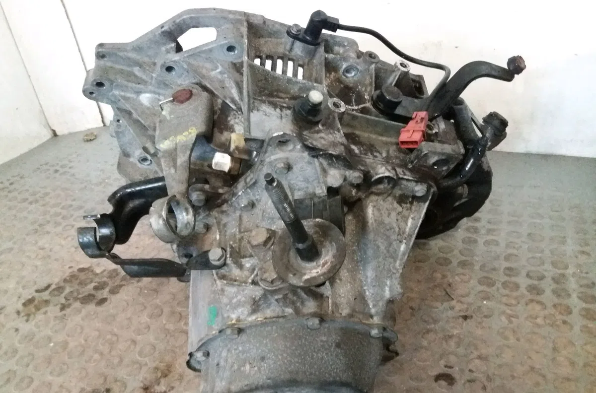 Boîte de vitesses manuelle Peugeot 406 Coupé (8C) 2.0 16v (1997-2004) 2 portes occasion