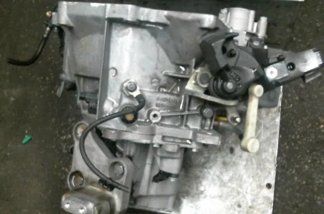 Boîte de vitesses manuelle Peugeot PARTNER Camionnette/Monospace (K9) 1.5 bluehdi 100 (2019) occasion