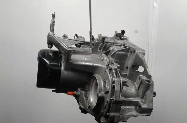 Boîte de vitesses manuelle Renault CLIO II (BB_, CB_) 1.4 16v (b/cb0p, bb13) (2000-2008) 5 portes occasion