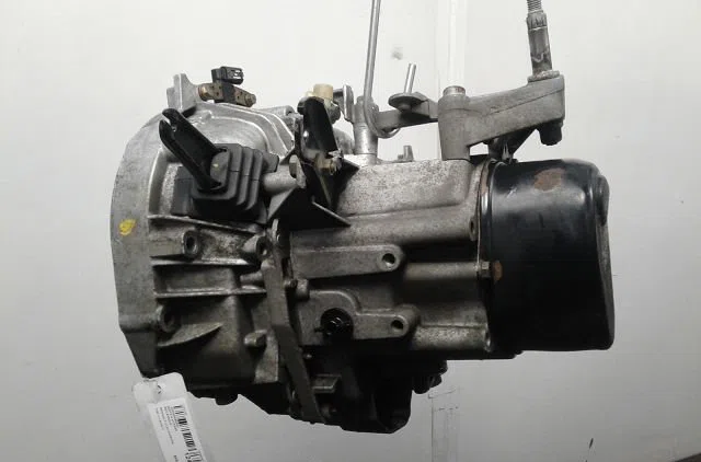 Boîte de vitesses manuelle Renault CLIO II (BB_, CB_) 1.4 16v (b/cb0p, bb13) (2000-2008) 5 portes occasion