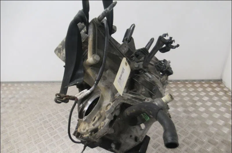 Boîte de vitesses manuelle Renault CLIO II (BB_, CB_) 1.5 dci (b/cb07) (2001-2009) 3 portes occasion