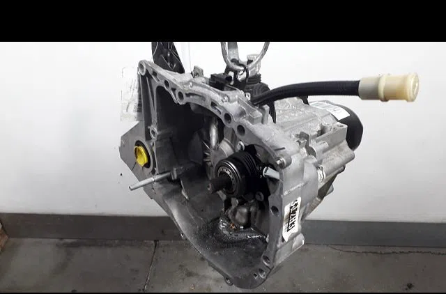 Boîte de vitesses manuelle Renault CLIO III (BR0/1, CR0/1) 1.2 16v (2010-2014) occasion