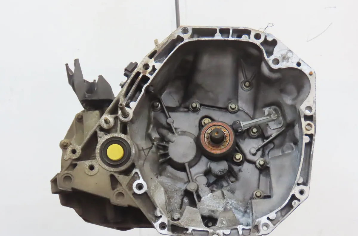 Boîte de vitesses manuelle Renault CLIO III (BR0/1, CR0/1) 1.6 16v (br05, br0b, br0y, br15, br1j, br1m, br1y, cr0b,... (