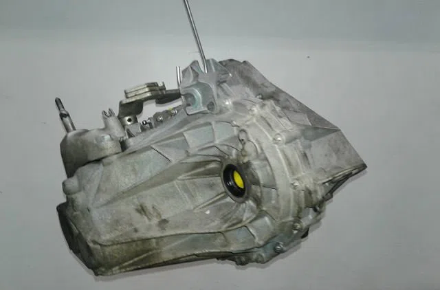Boîte de vitesses manuelle Renault CLIO III (BR0/1, CR0/1) 2.0 16v (br0c, br0k, cr0c, cr0k) (2006-2014) occasion