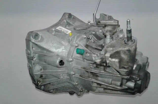 Boîte de vitesses manuelle Renault CLIO III (BR0/1, CR0/1) 2.0 16v (br0c, br0k, cr0c, cr0k) (2006-2014) occasion