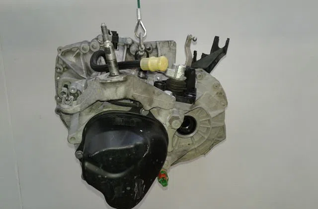 Boîte de vitesses manuelle Renault CLIO III Grandtour (KR0/1_) 1.2 16v (2010-2012) occasion