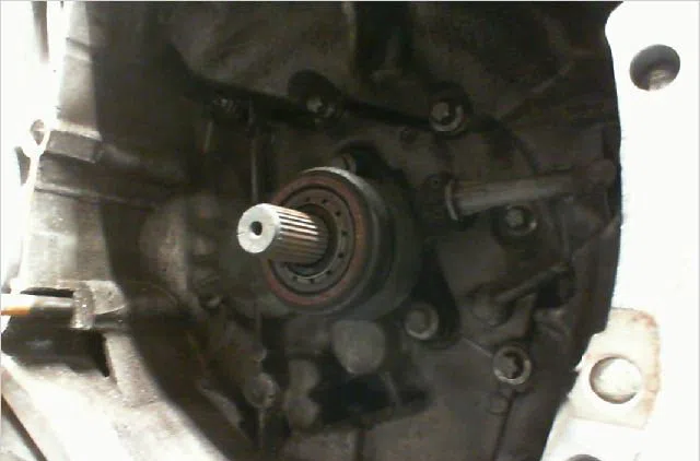 Boîte de vitesses manuelle Renault CLIO III Grandtour (KR0/1_) 1.2 16v (kr02, kr0j) (2008-2014) occasion