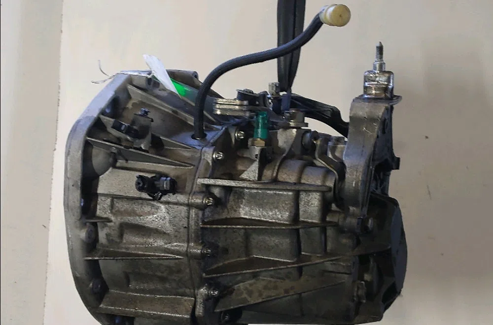 Boîte de vitesses manuelle Renault LAGUNA Coupé (DT0/1) 2.0 dci (dt01, dt08, dt09, dt0k, dt12, dt1c, dt1d, dt1m,... (200