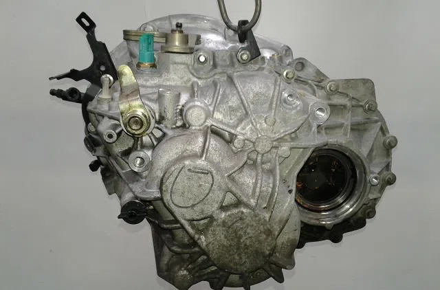 Boîte de vitesses manuelle Renault LAGUNA II Grandtour (KG0/1_) 2.0 16v (kg03, kg0z, kg0t, kg1y) (2005-2007) occasion