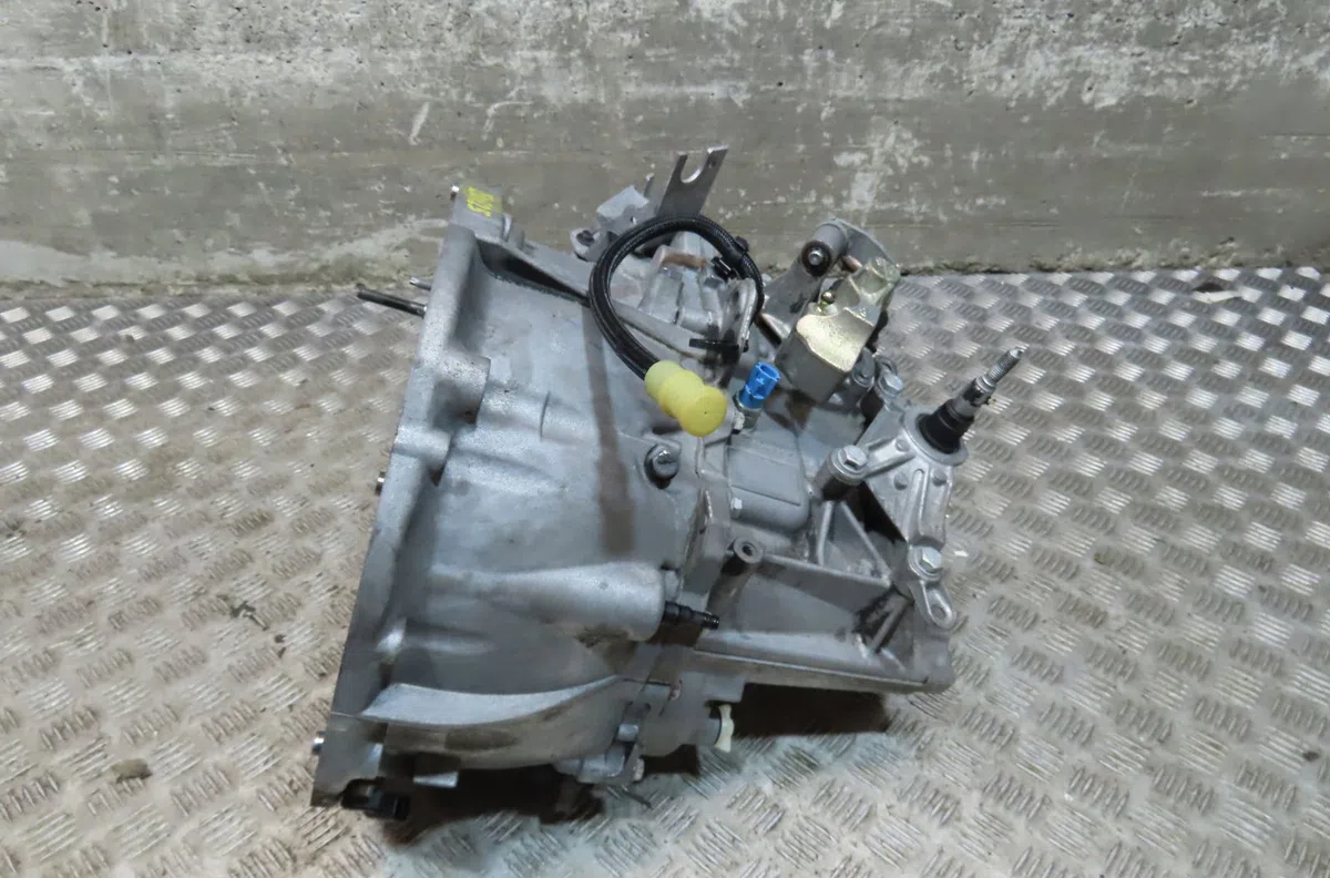Boîte de vitesses manuelle Renault MEGANE CC (EZ0/1_) 1.9 dci (ez0j, ez1s) (2010) occasion
