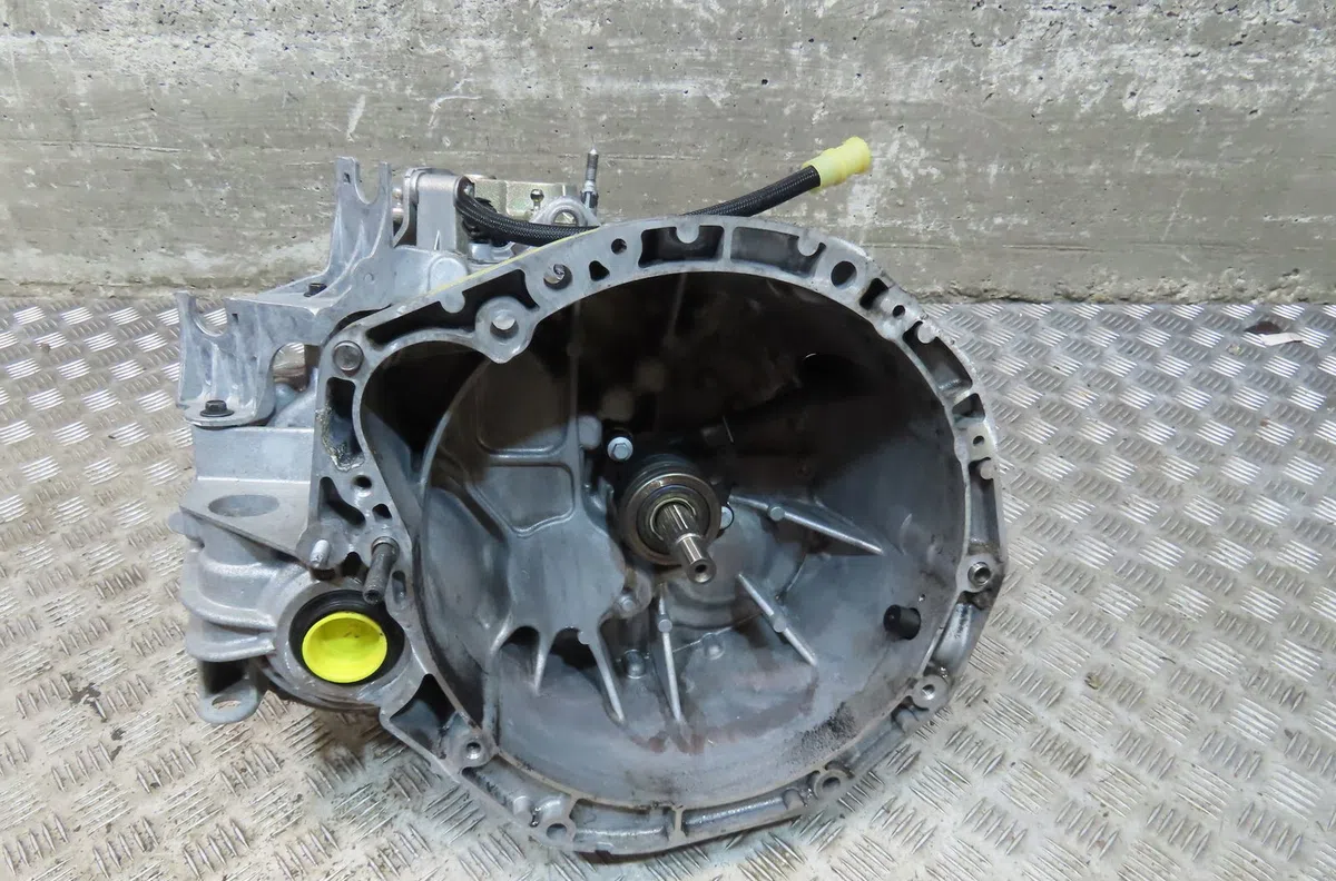 Boîte de vitesses manuelle Renault MEGANE CC (EZ0/1_) 1.9 dci (ez0j, ez1s) (2010) occasion