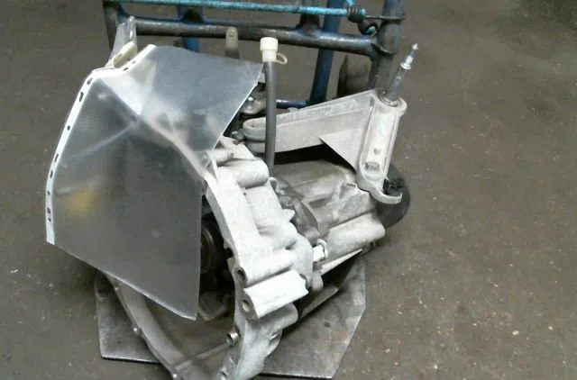 Boîte de vitesses manuelle Renault MEGANE II A trois volumes (LM0/1_) 1.4 (2003) occasion