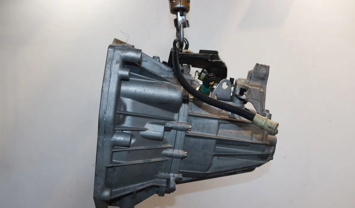 Boîte de vitesses manuelle Renault MEGANE III 3/5 portes (BZ0/1_, B3_) 1.2 tce (bz2b, bz11) (2012-2015) 5 portes occasio