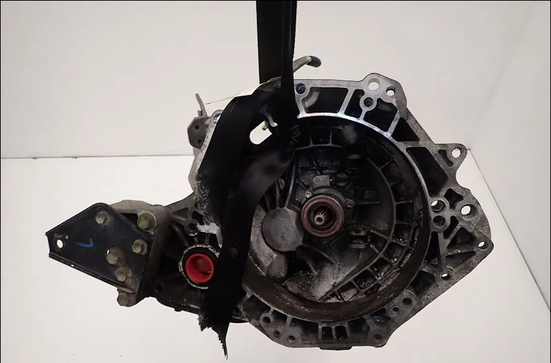 Boîte de vitesses manuelle Suzuki SWIFT III (MZ, EZ) 1.3 ddis (rs 413d) (2005) 5 portes occasion