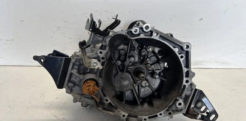 Boîte de vitesses manuelle Toyota AURIS Break (_E18_) 1.3 (nre180_) (2013-2018) occasion
