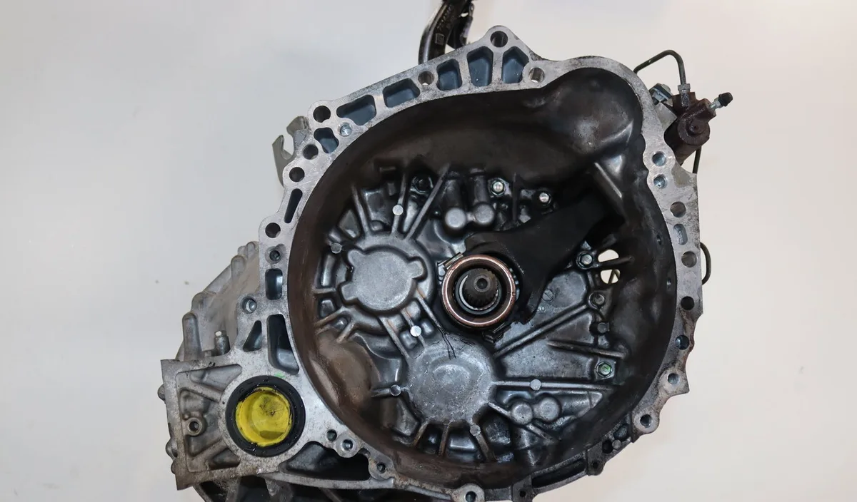 Boîte de vitesses manuelle Toyota AURIS Break (_E18_) 2.0 d-4d (ade186_) (2013-2015) occasion