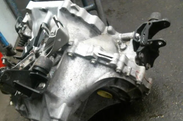 Boîte de vitesses manuelle TOYOTA AURIS occasion