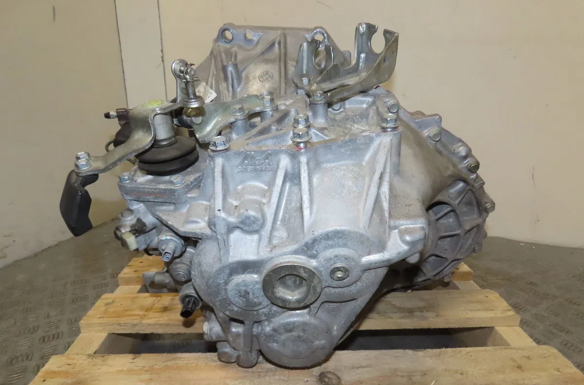 Boîte de vitesses manuelle Toyota AVENSIS Break (_T27_) 1.6 d4-d (wwt270_) (2015-2018) occasion