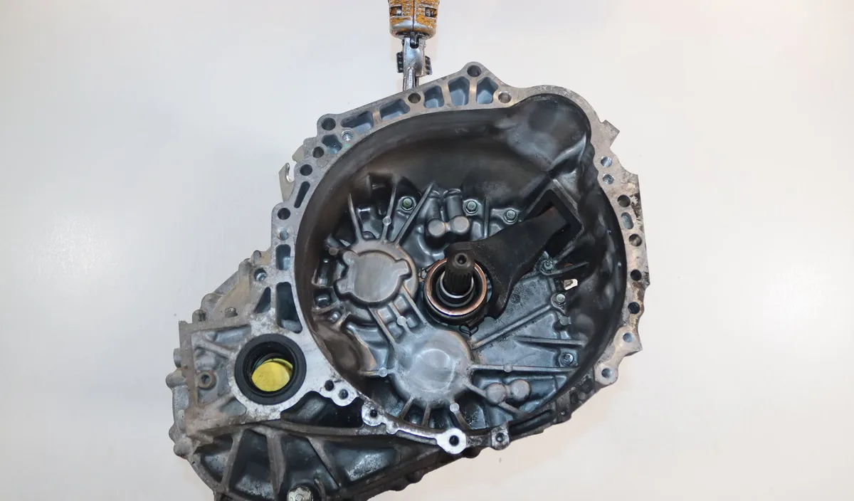 Boîte de vitesses manuelle Toyota AVENSIS Break (_T27_) 2.0 d-4d (adt270_) (2011-2018) occasion