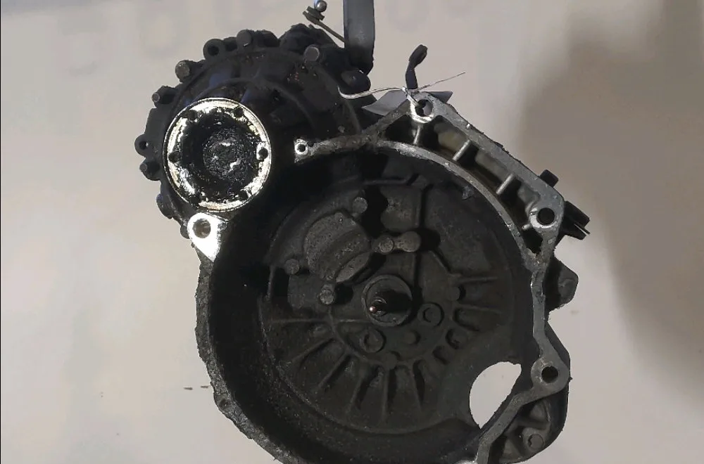 Boîte de vitesses manuelle Volkswagen GOLF II (19E, 1G1) 1.6 (1986-1992) occasion