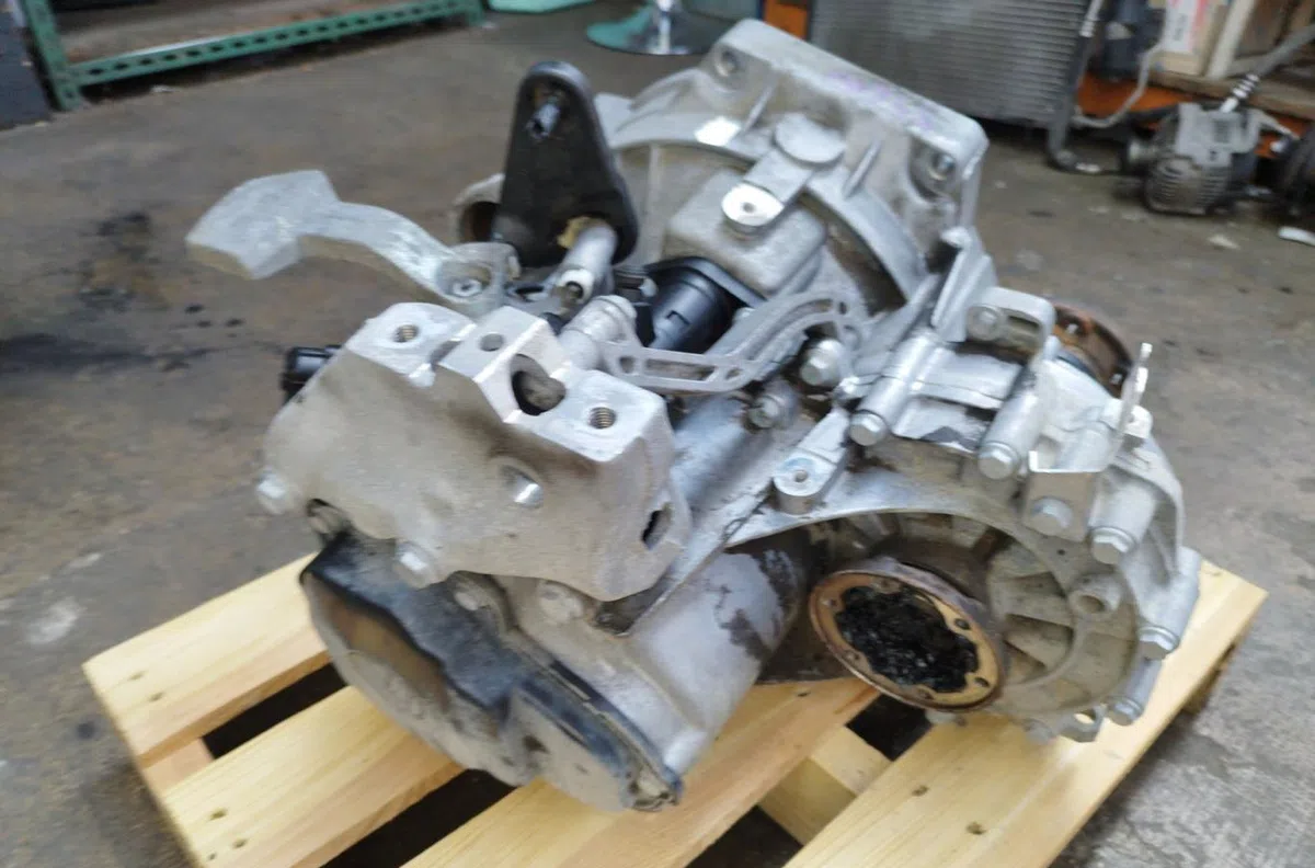 Boîte de vitesses manuelle Volkswagen GOLF VI (5K1) 1.6 tdi (2009-2012) 5 portes occasion