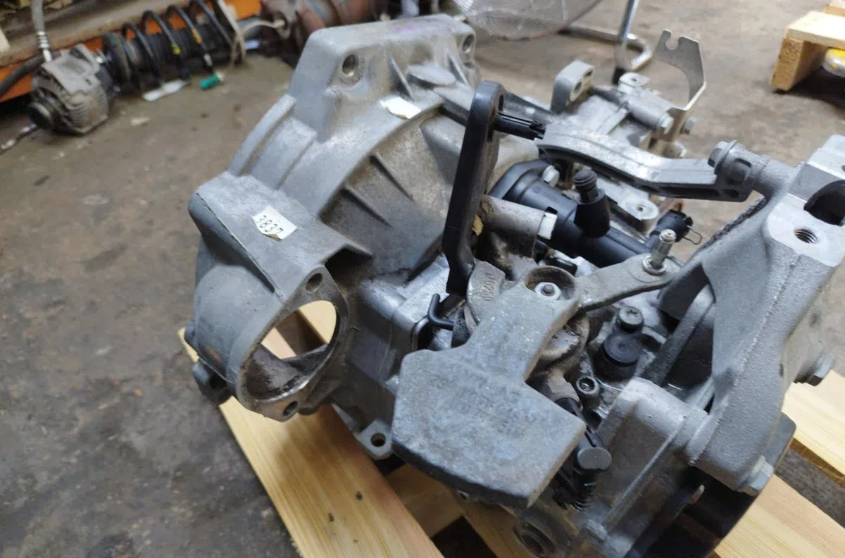 Boîte de vitesses manuelle Volkswagen GOLF VI (5K1) 1.6 tdi (2009-2012) 5 portes occasion