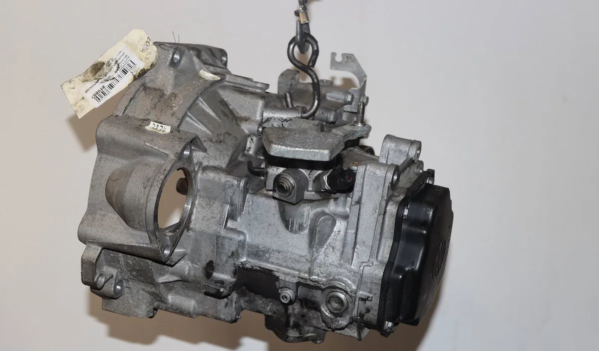 Boîte de vitesses manuelle Volkswagen GOLF VI (5K1) 2.0 tdi (2008-2013) 5 portes occasion