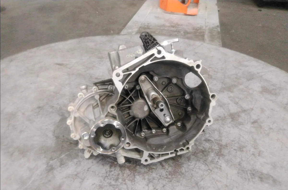 Boîte de vitesses manuelle Volkswagen GOLF VII (5G1, BQ1, BE1, BE2) 1.4 tsi multifuel (2013-2018) 5 portes occasion