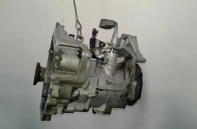 Boîte de vitesses manuelle Volkswagen NEW BEETLE (9C1, 1C1) 1.6 (1999-2000) occasion