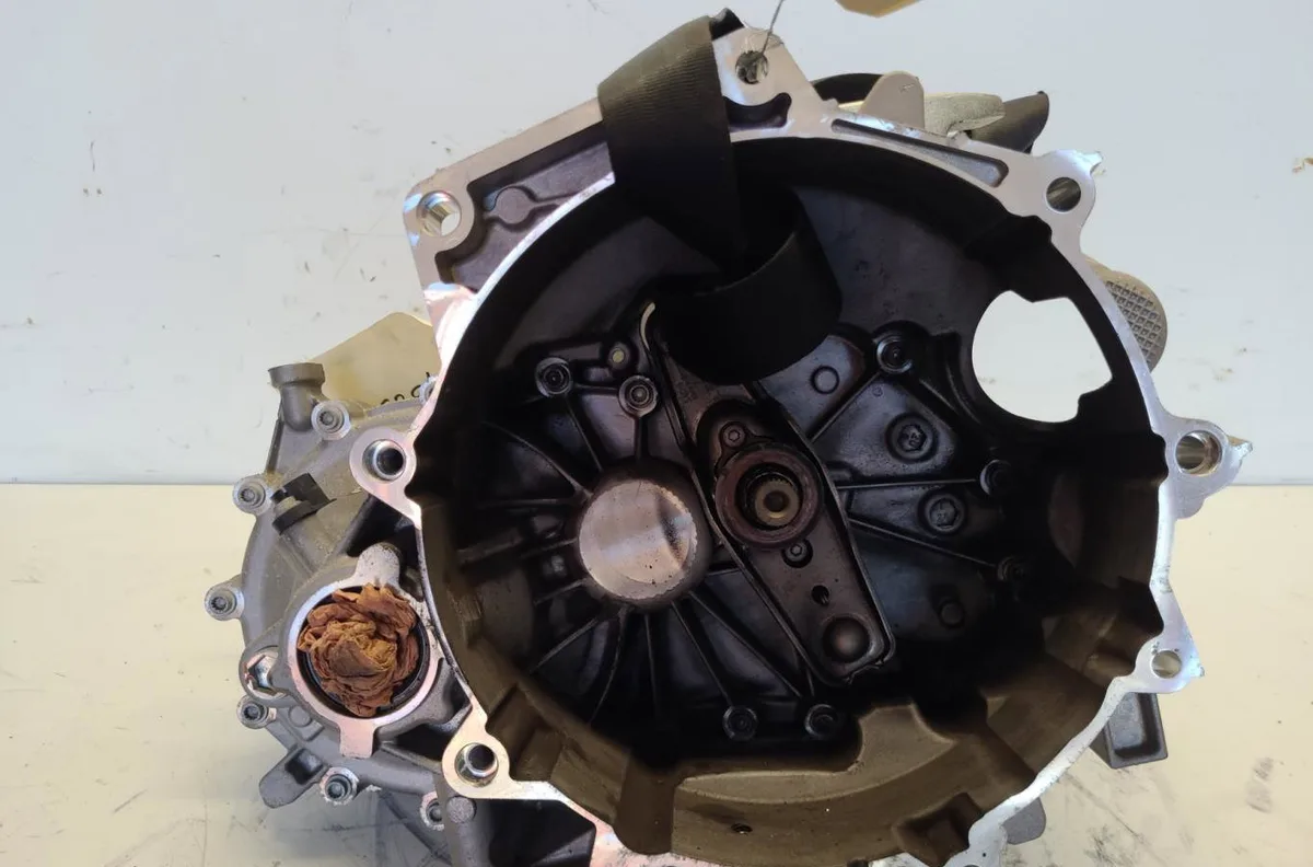 Boîte de vitesses manuelle Volkswagen POLO VI (AW1, BZ1, AE1) 1.0 tsi (2017) occasion