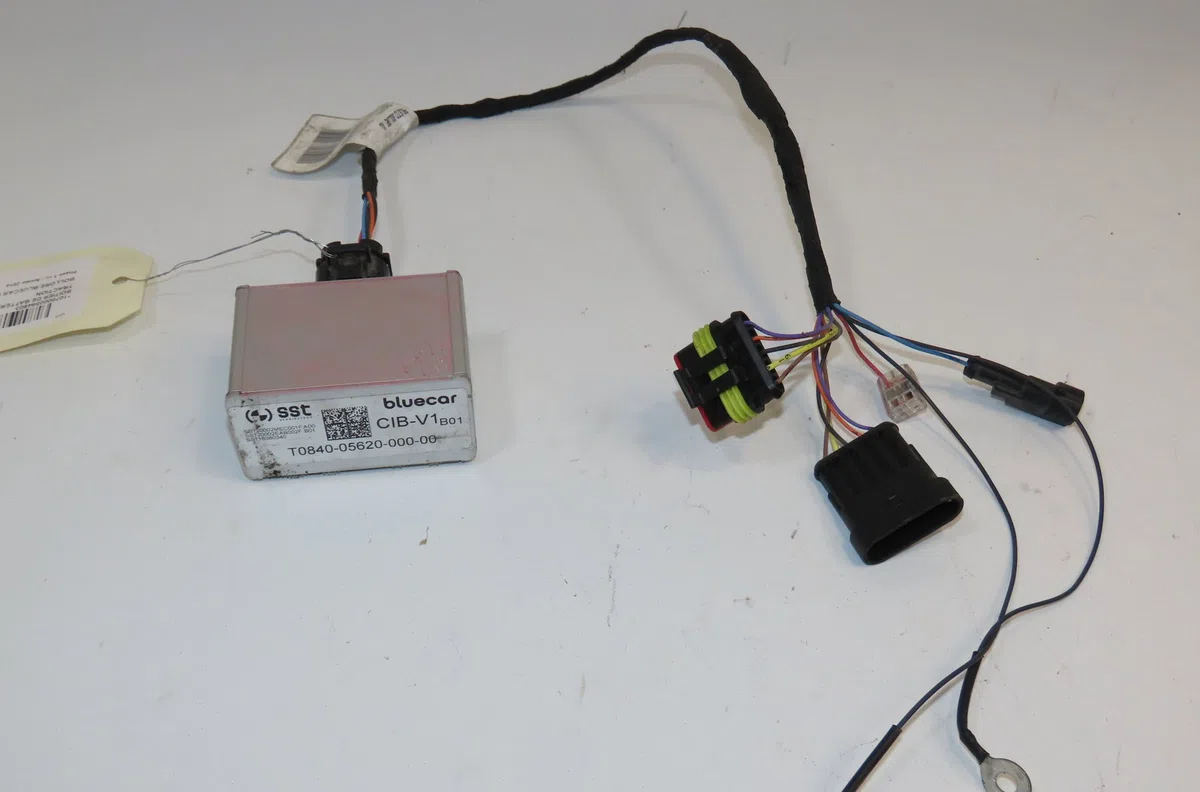 Boitier de batterie de traction Bluecar BLUEUTILITY Ev50 (2011) 3 portes occasion — photo 2