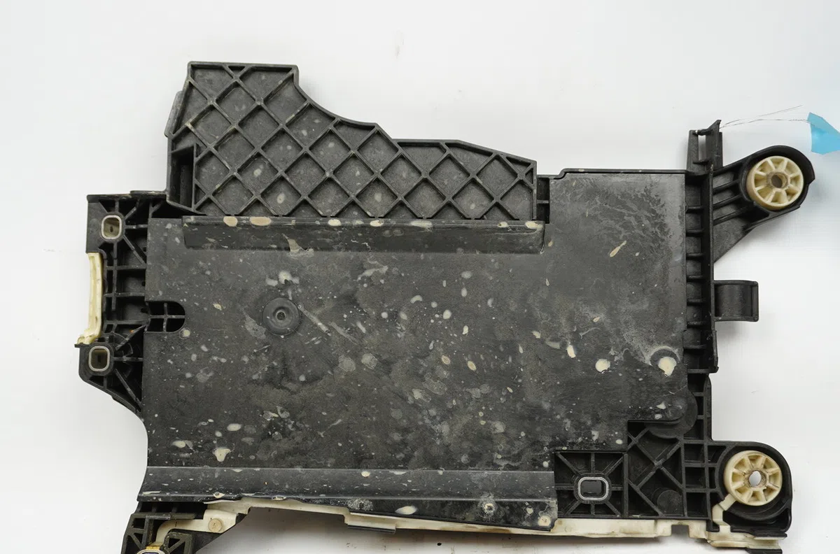 Boitier de batterie de traction Bmw X1 (F48) Sdrive 16 d (2014) occasion — photo 3