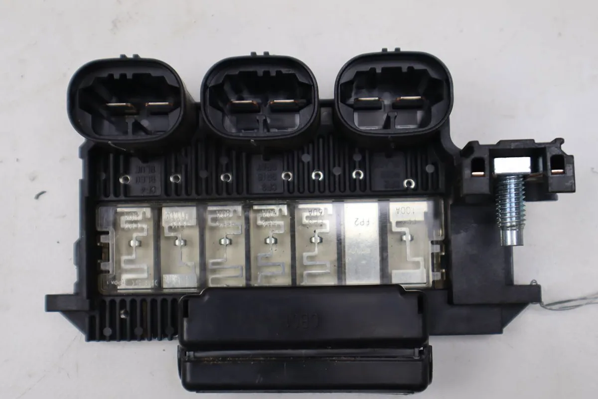 Boitier de batterie de traction Peugeot 807 (EB_) 2.0 hdi (2009) 5 portes occasion