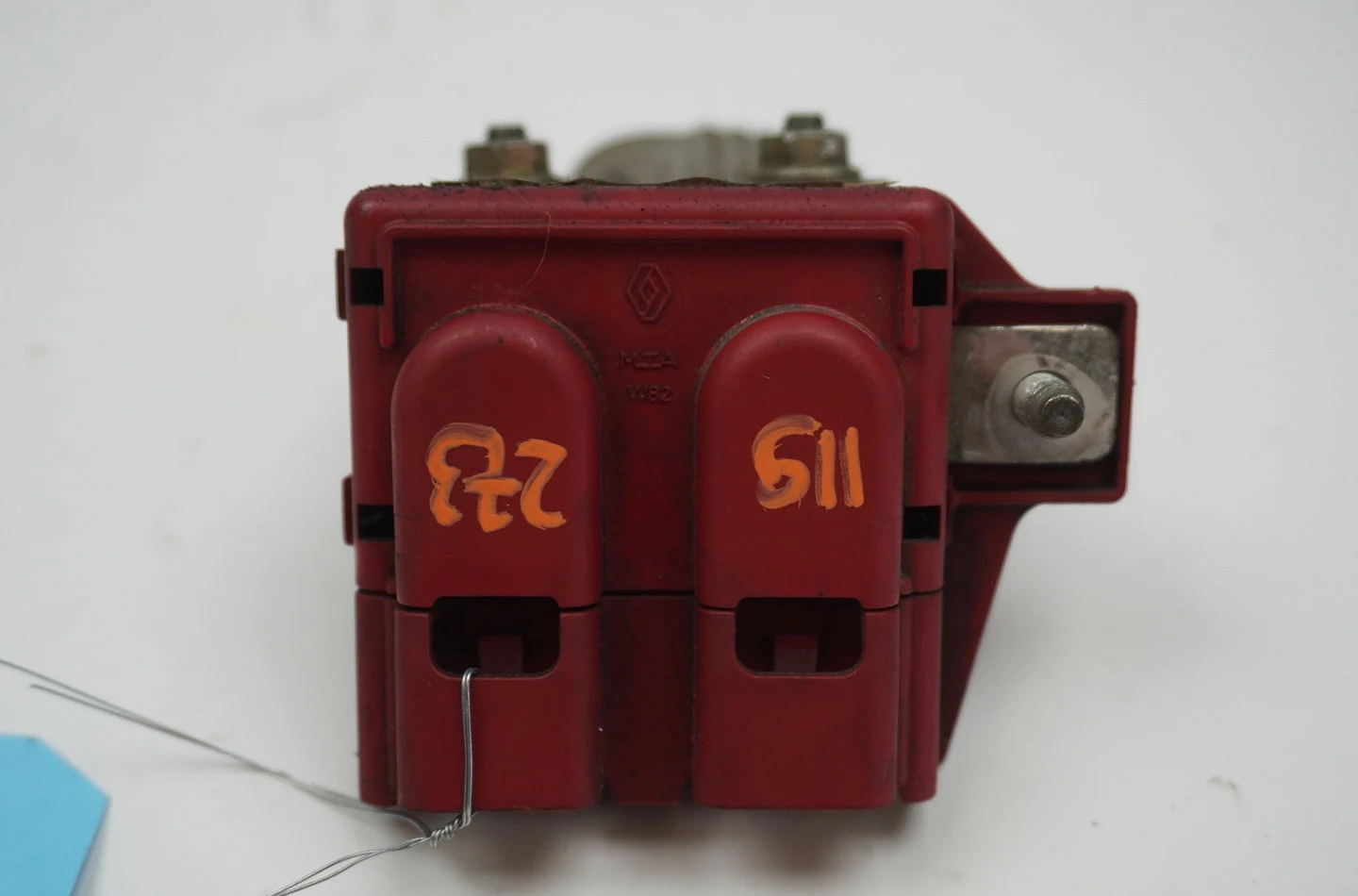 Boitier de batterie de traction Renault CLIO III (BR0-1, CR0-1) 1.4 16v (2005-2012) occasion