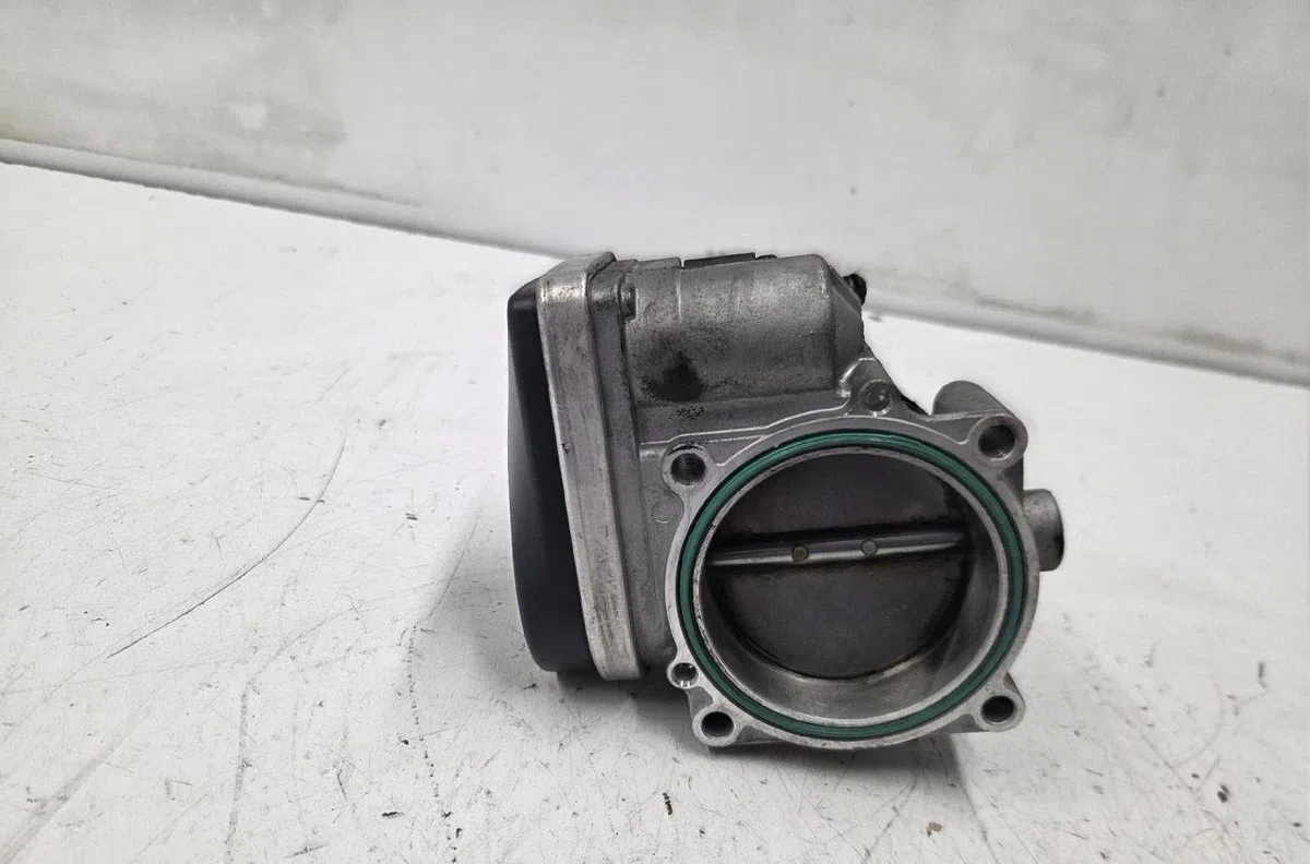 Boitier papillon BMW Z4 E85 ROADSTER PHASE 2 CABRIOLET occasion — photo 3