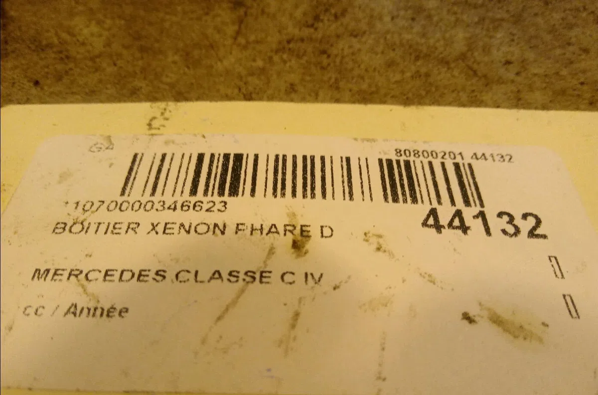 Boitier xenon phare d Mercedes-benz CLASSE C (W205) C 180 (205.040, 205.140) (2014) occasion