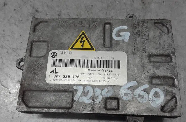 Boitier xenon phare g Volkswagen PASSAT CC B6 (357) 3.6 fsi 4motion (2008-2011) occasion