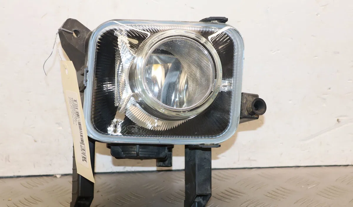 Boitiers phare antibrouillard d Opel MERIVA A Monospace (X03) 1.4 16v twinport (e75) (2004-2010) occasion