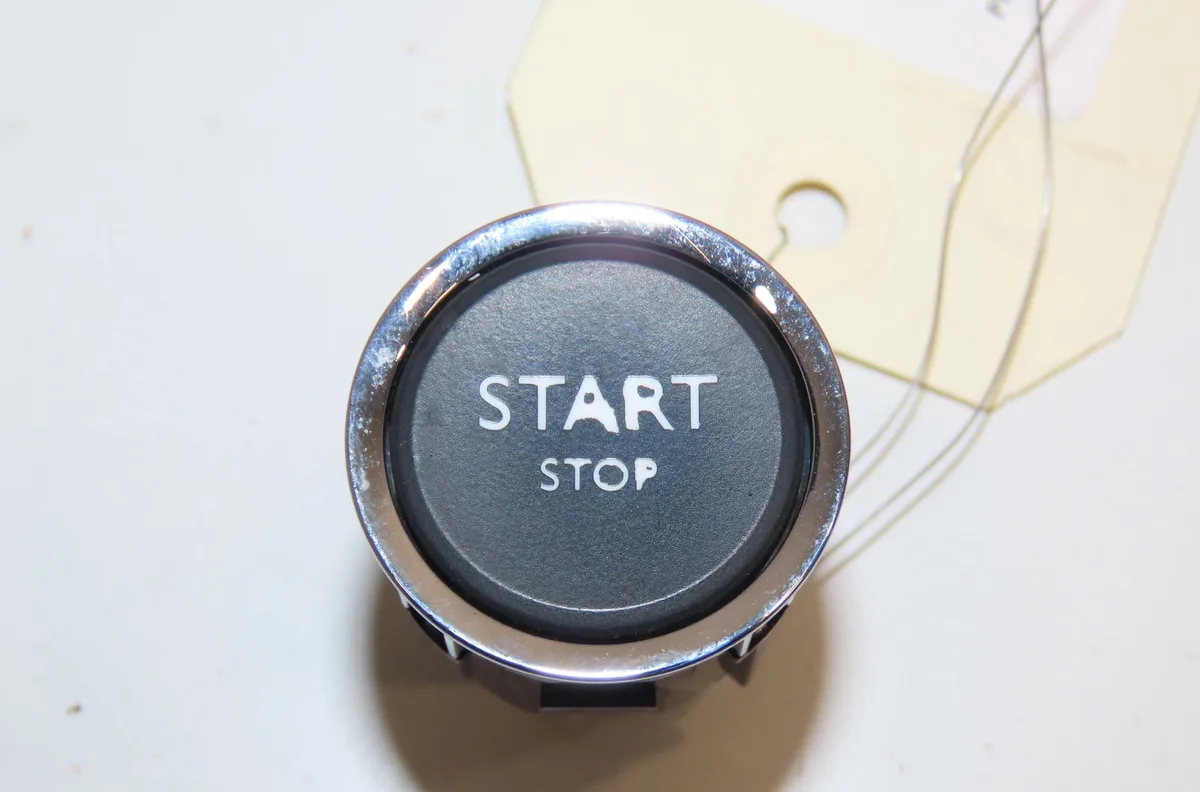 Bouton de demarrage start-stop Citroen C3 AIRCROSS II (2R_, 2C_) 1.5 bluehdi 120 (2cyhxx) (2018) occasion