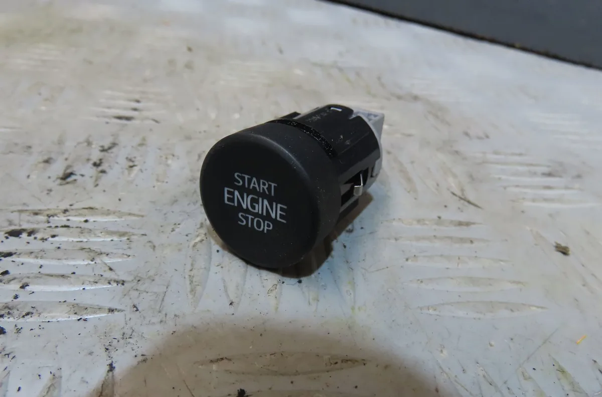 Bouton de demarrage start-stop Seat LEON (5F1) 1.5 tsi (2018-2020) occasion