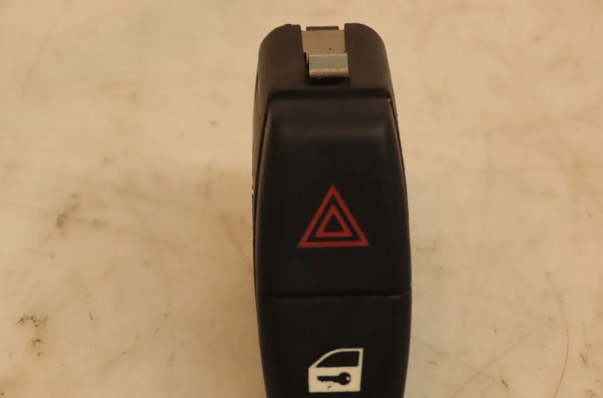 Bouton de warning Bmw 5 (E60) 530 d (2002-2005) occasion