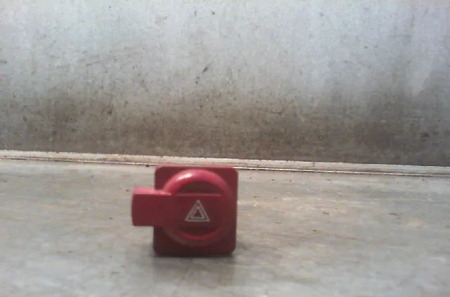 Bouton de warning CITROEN C4 2005 occasion