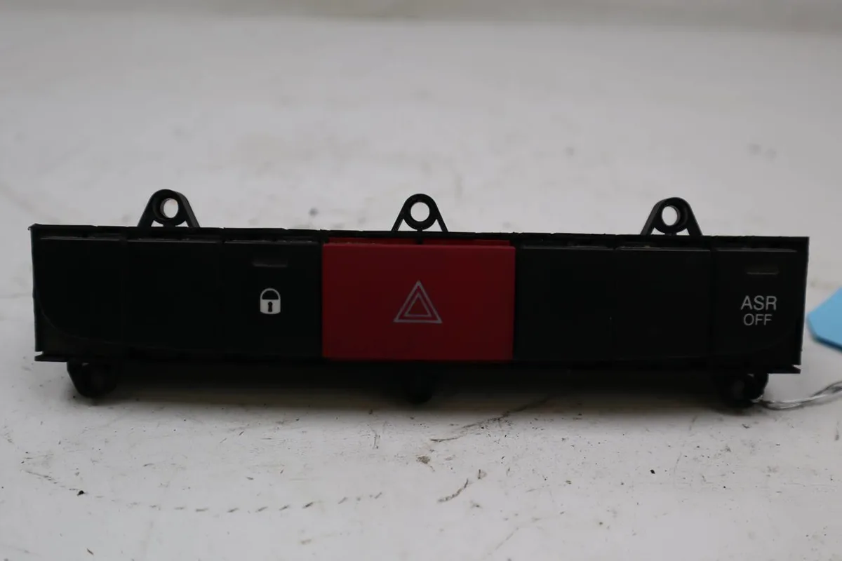 Bouton de warning Citroën JUMPER Camion plate-forme-Châssis 2.2 hdi 130 (2011) occasion