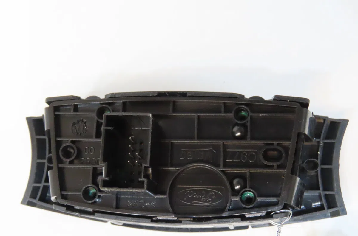 Bouton de warning Ford KA (RU8) 1.2 (2008-2016) 3 portes occasion